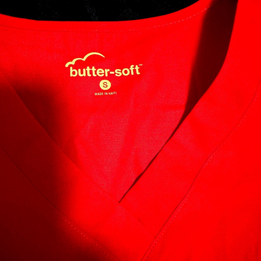 Uniform scrub top